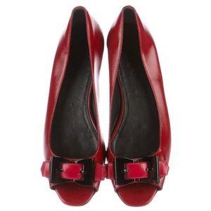 Gucci Peep Toe Flats